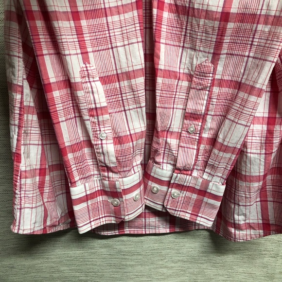 RW & Co. Fitted Long Sleeve Checkered Shirt, Size M - Picture 4 of 10